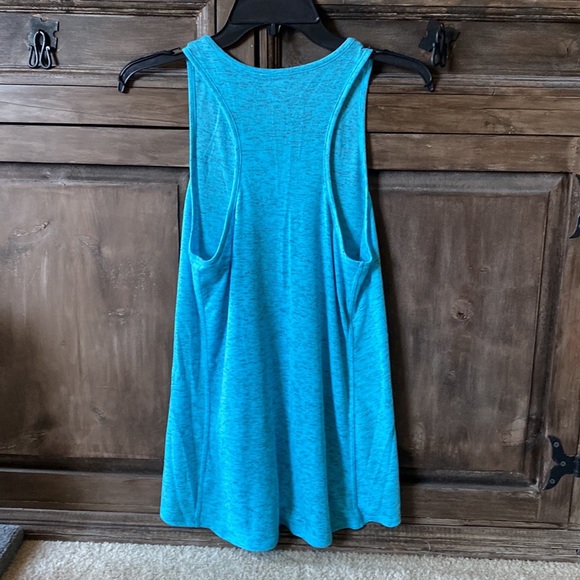 Athleta crossroads tank- turquoise- medium - Picture 2 of 8